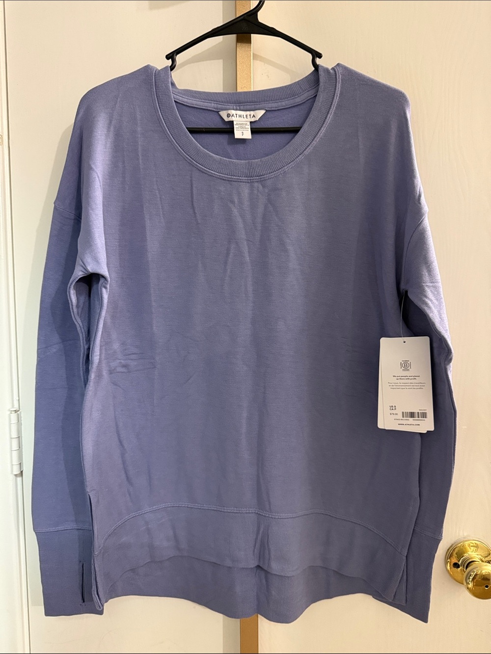 Athleta Periwinkle Crewneck Pullover Sweatshirt